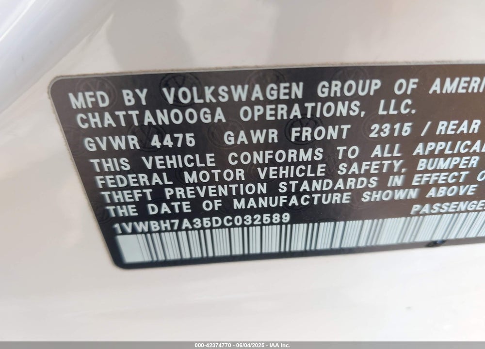 2013 VOLKSWAGEN PASSAT VIN: 1VWBH7A35DC032589