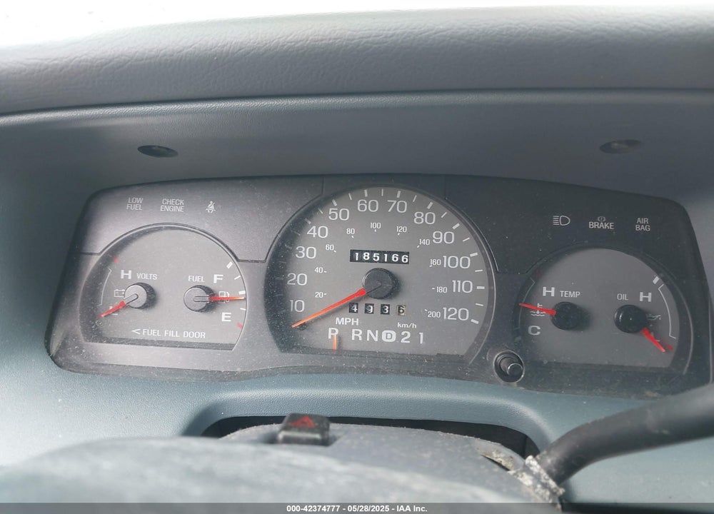 1999 MERCURY GRAND MARQUIS GS VIN: 2MEFM74W8XX686921