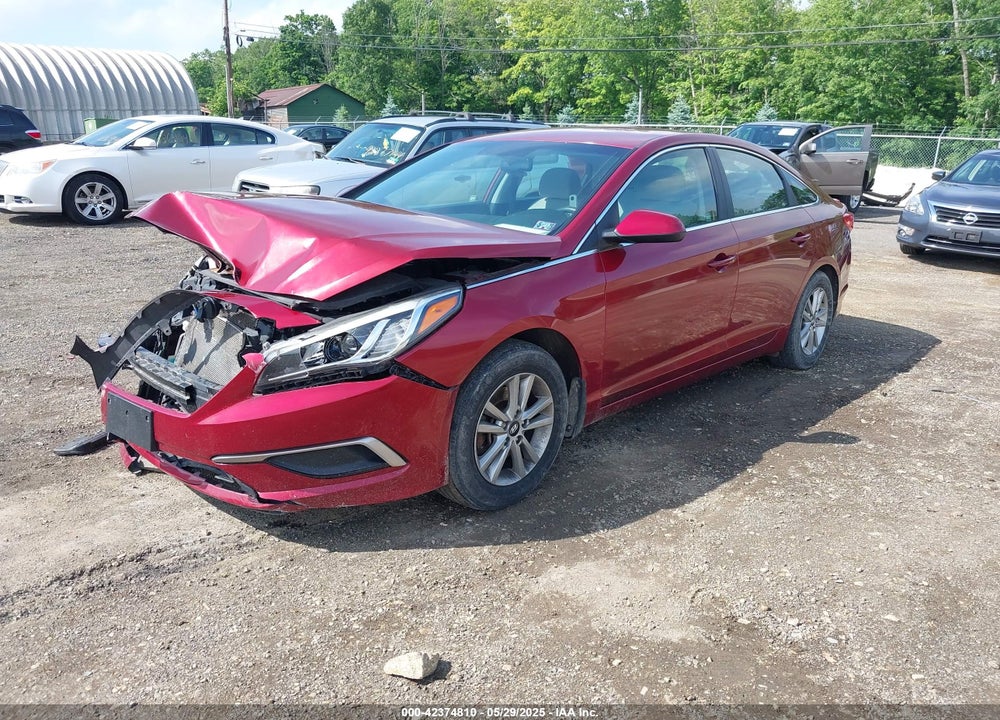 2016 HYUNDAI SONATA SE VIN: 5NPE24AF4GH433425