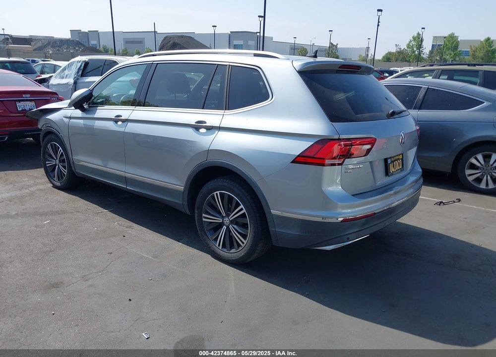 2019 VOLKSWAGEN TIGUAN VIN: 3VV3B7AX2KM118001