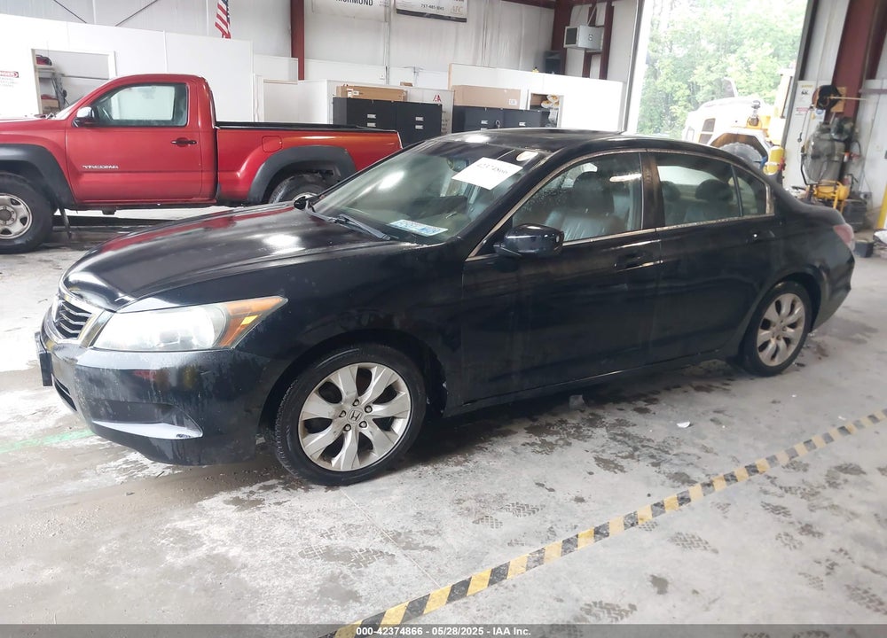 2008 HONDA ACCORD VIN: 1HGCP26818A097900