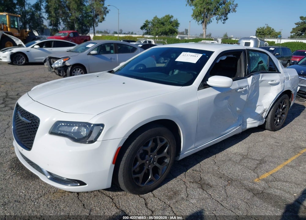 2018 CHRYSLER 300 VIN: 2C3CCAGG1JH267517