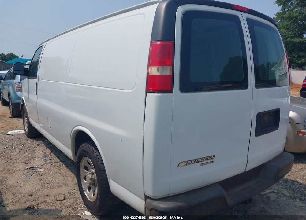 2011 CHEVROLET EXPRESS 1500 WORK VAN VIN: 1GCSGAFX2B1112312