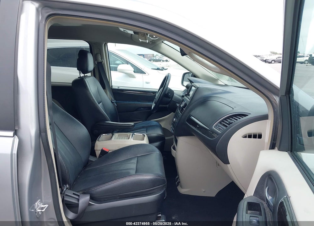 2014 CHRYSLER TOWN & COUNTRY TOURING VIN: 2C4RC1BG7ER445959