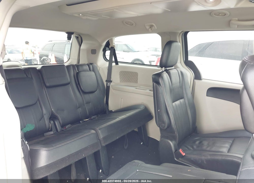 2014 CHRYSLER TOWN & COUNTRY TOURING VIN: 2C4RC1BG7ER445959