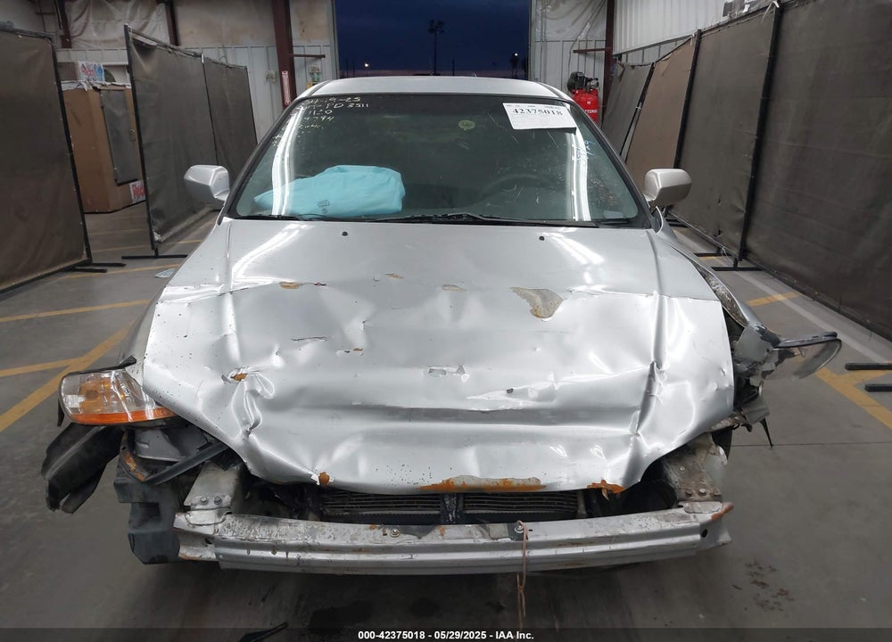 2001 HONDA ACCORD 2.3 LX VIN: JHMCG56421C002640