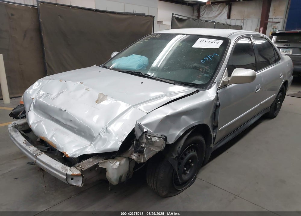 2001 HONDA ACCORD 2.3 LX VIN: JHMCG56421C002640