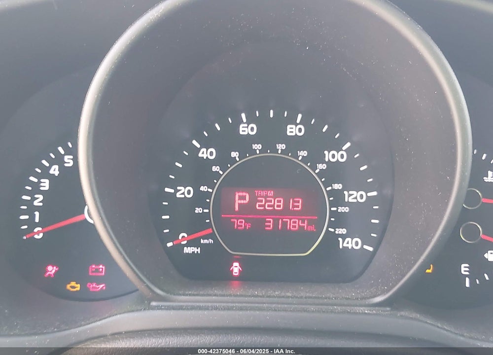2016 KIA SOUL VIN: KNDJN2A29G7851698
