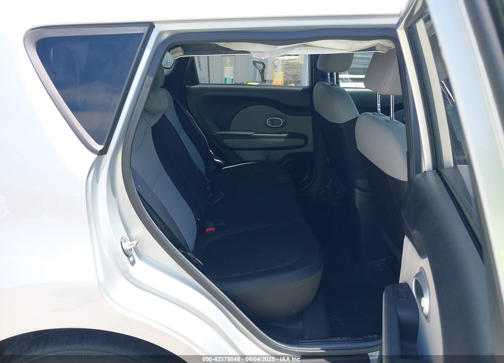 2016 KIA SOUL VIN: KNDJN2A29G7851698