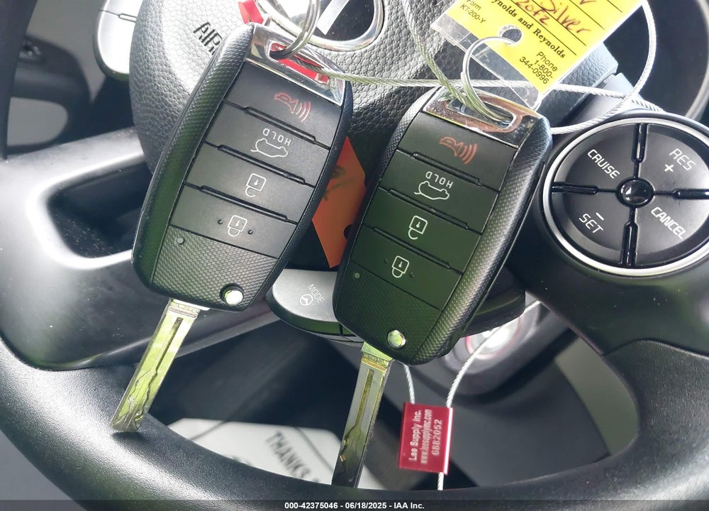 2016 KIA SOUL VIN: KNDJN2A29G7851698