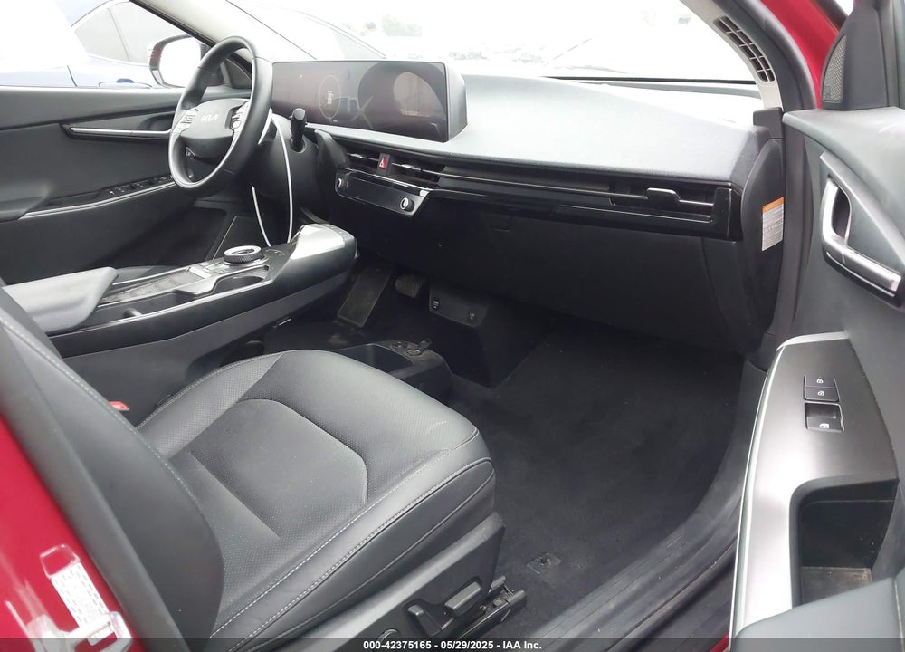 2022 KIA EV6 WIND VIN: KNDC34LAXN5066095