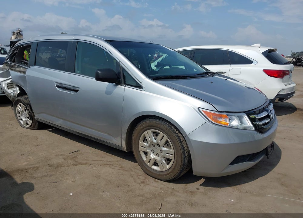 2011 HONDA ODYSSEY LX VIN: 5FNRL5H29BB017031