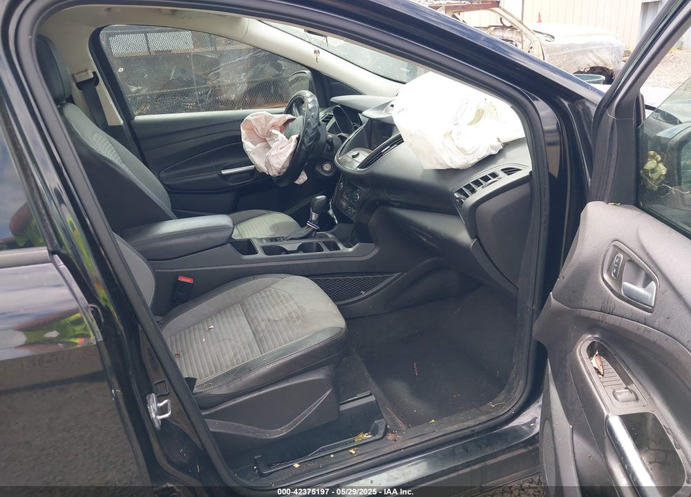 2017 FORD ESCAPE VIN: 1FMCU9G9XHUD59608