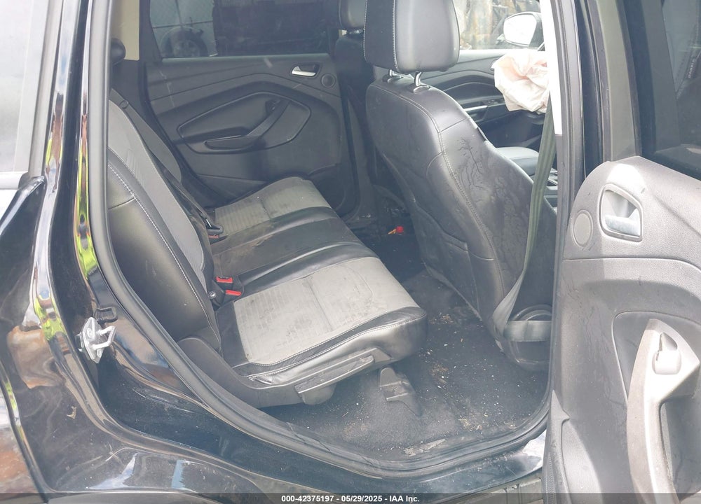 2017 FORD ESCAPE VIN: 1FMCU9G9XHUD59608