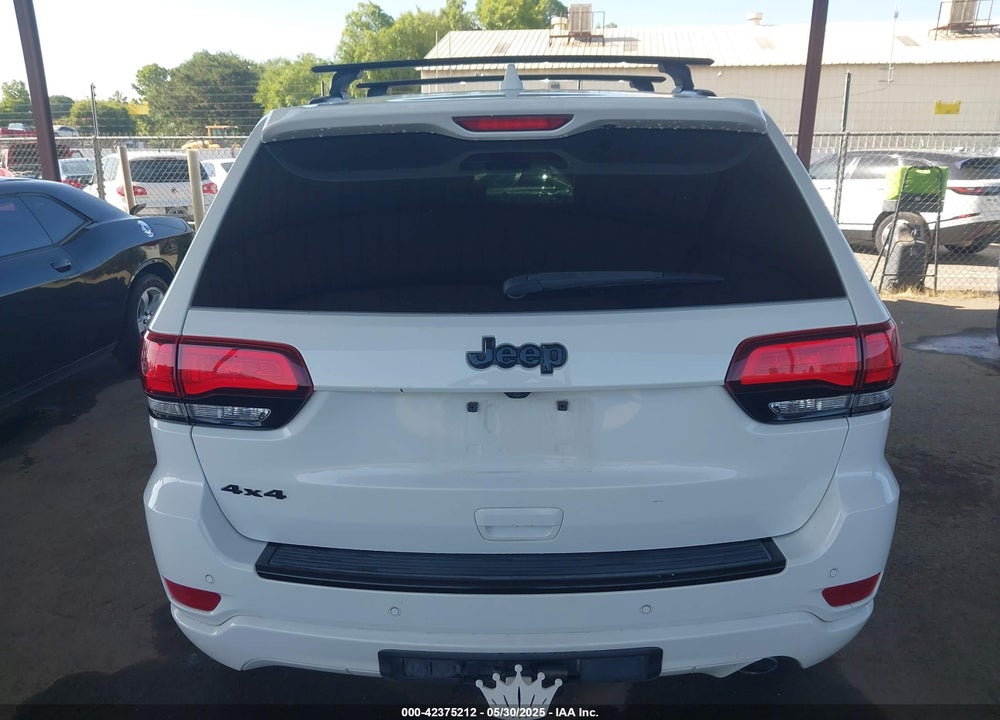 2018 JEEP GRAND CHEROKEE VIN: 1C4RJFAG5JC303228