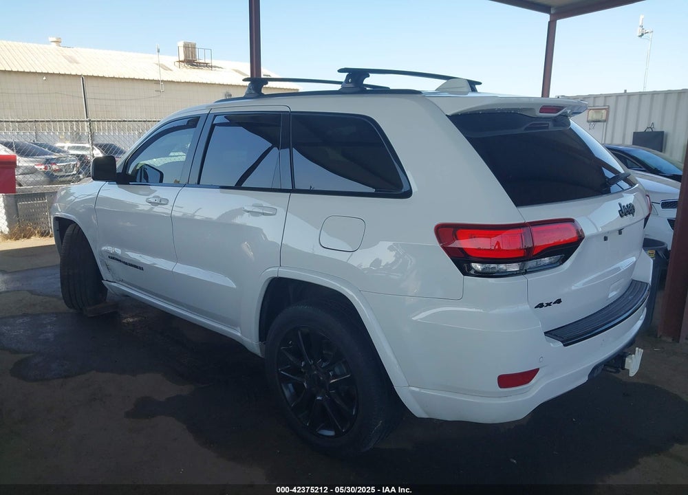 2018 JEEP GRAND CHEROKEE VIN: 1C4RJFAG5JC303228