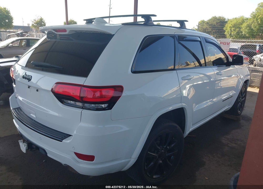 2018 JEEP GRAND CHEROKEE VIN: 1C4RJFAG5JC303228