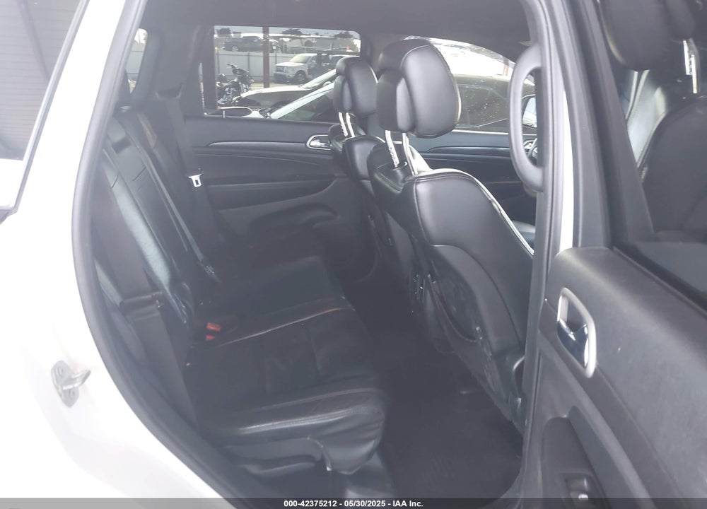 2018 JEEP GRAND CHEROKEE VIN: 1C4RJFAG5JC303228