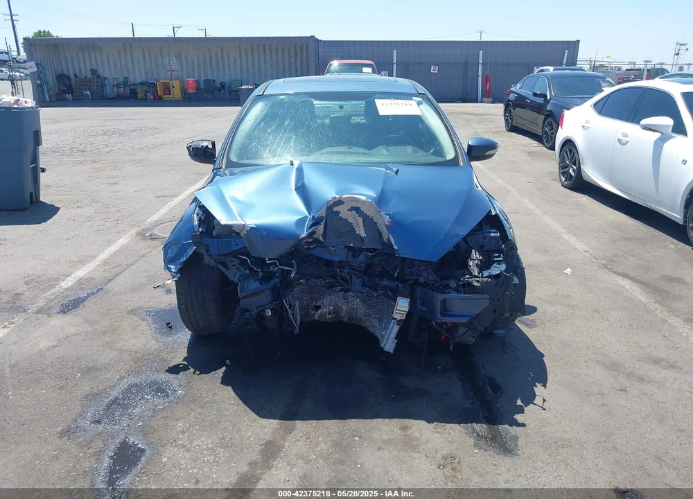 2018 FORD FOCUS TITANIUM VIN: 1FADP3J21JL323767