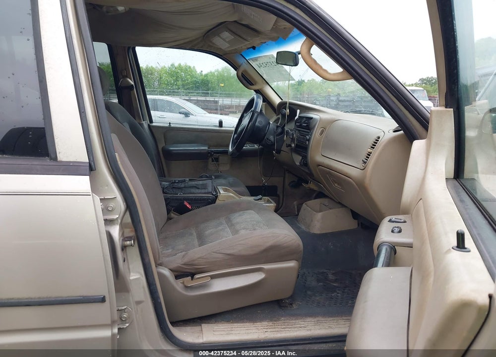 2005 FORD EXPLORER SPORT TRAC ADRENALIN/XLS/XLT VIN: 1FMZU77K65UA53244