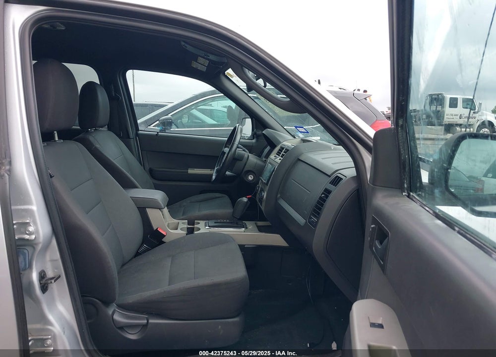 2011 FORD ESCAPE XLT VIN: 1FMCU9D75BKB34308
