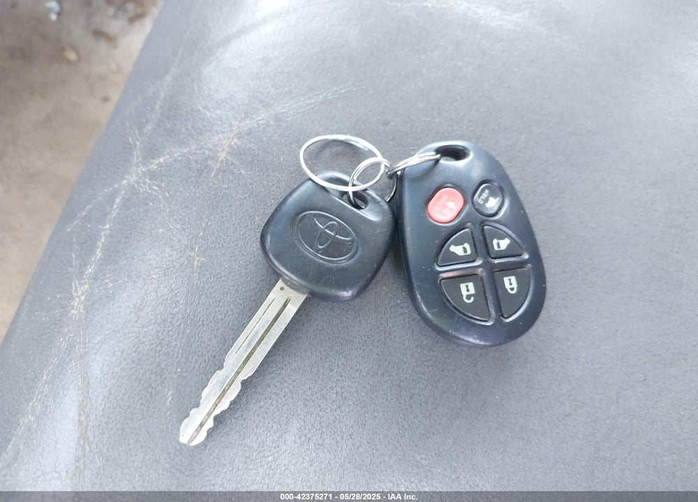 2005 TOYOTA SIENNA XLE LIMITED VIN: 5TDZA22C45S253785