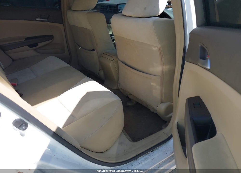 2008 HONDA ACCORD 2.4 LX VIN: JHMCP26368C047788