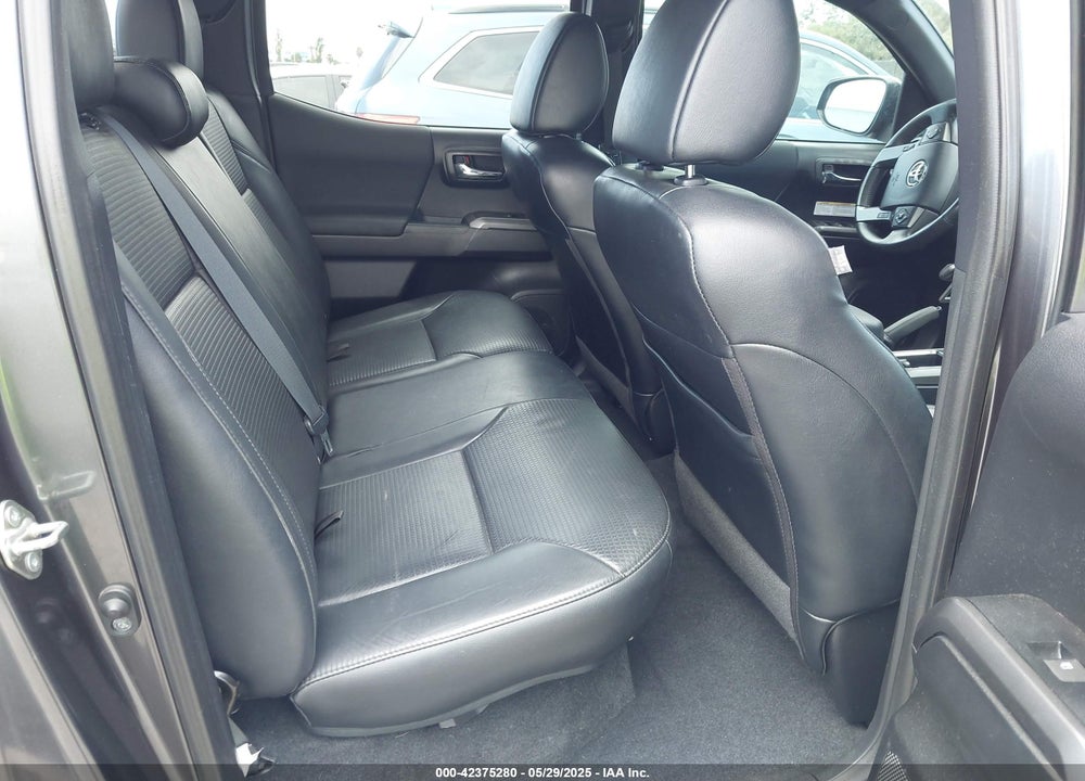 2019 TOYOTA TACOMA VIN: 3TMCZ5AN3KM207783
