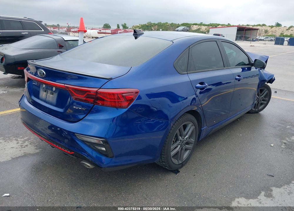 2021 KIA FORTE VIN: 3KPF34AD3ME403218