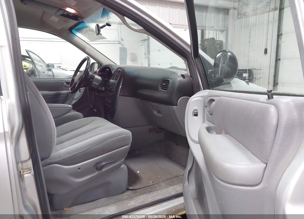2005 DODGE GRAND CARAVAN SXT VIN: 2D4GP44L35R316403
