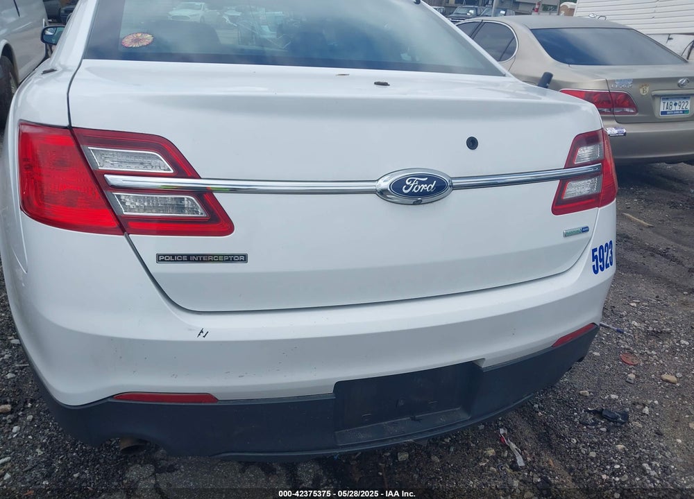 2016 FORD POLICE INTERCEPTOR VIN: 1FAHP2MKXGG101320