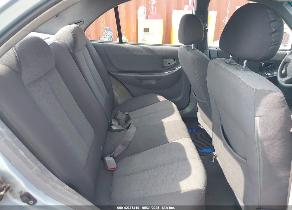 2005 HYUNDAI ACCENT GLS VIN: KMHCG45C35U577765