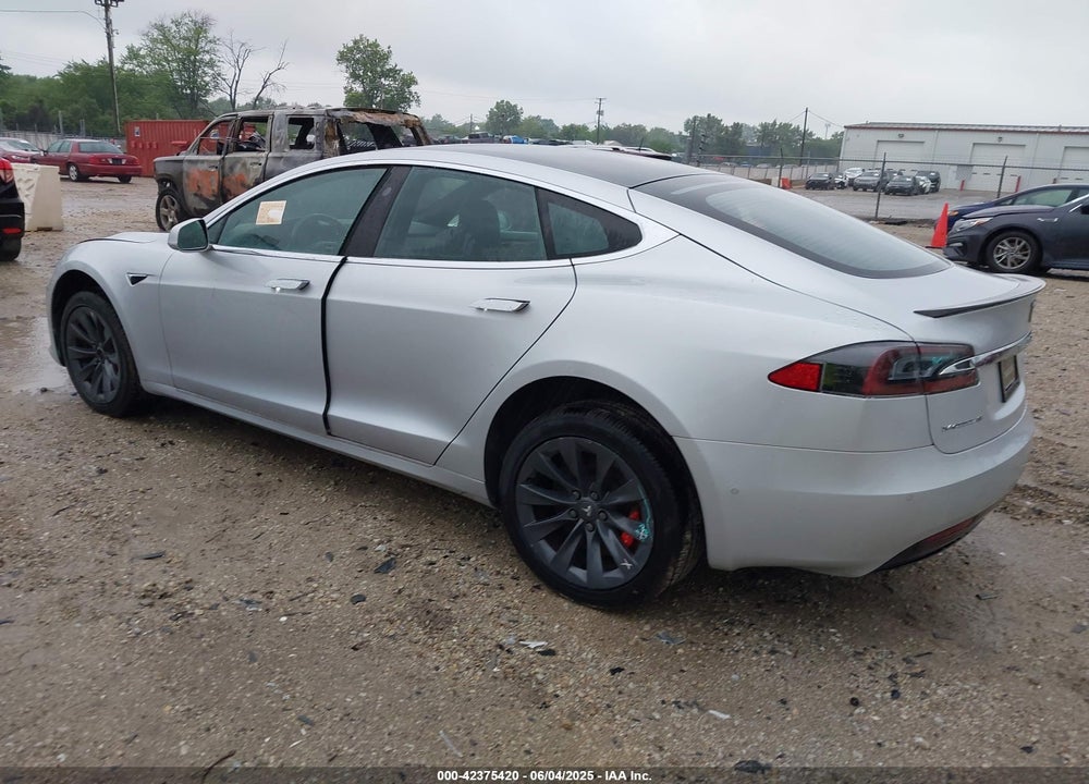 2018 TESLA MODEL S 100D/75D/P100D VIN: 5YJSA1E42JF265898