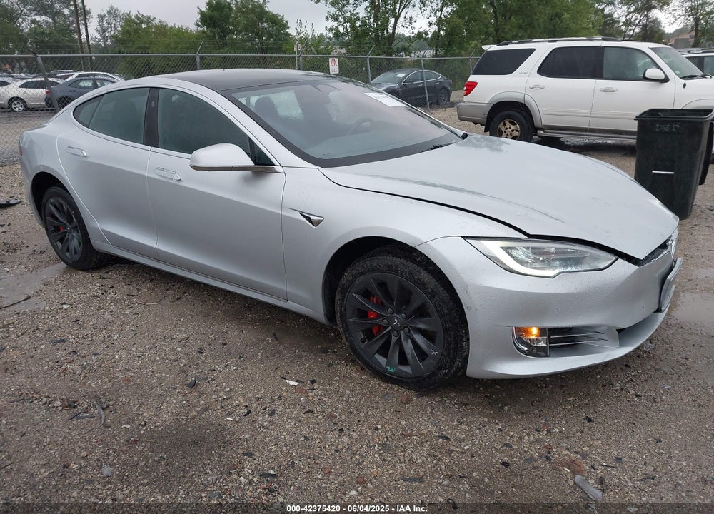 2018 TESLA MODEL S 100D/75D/P100D VIN: 5YJSA1E42JF265898