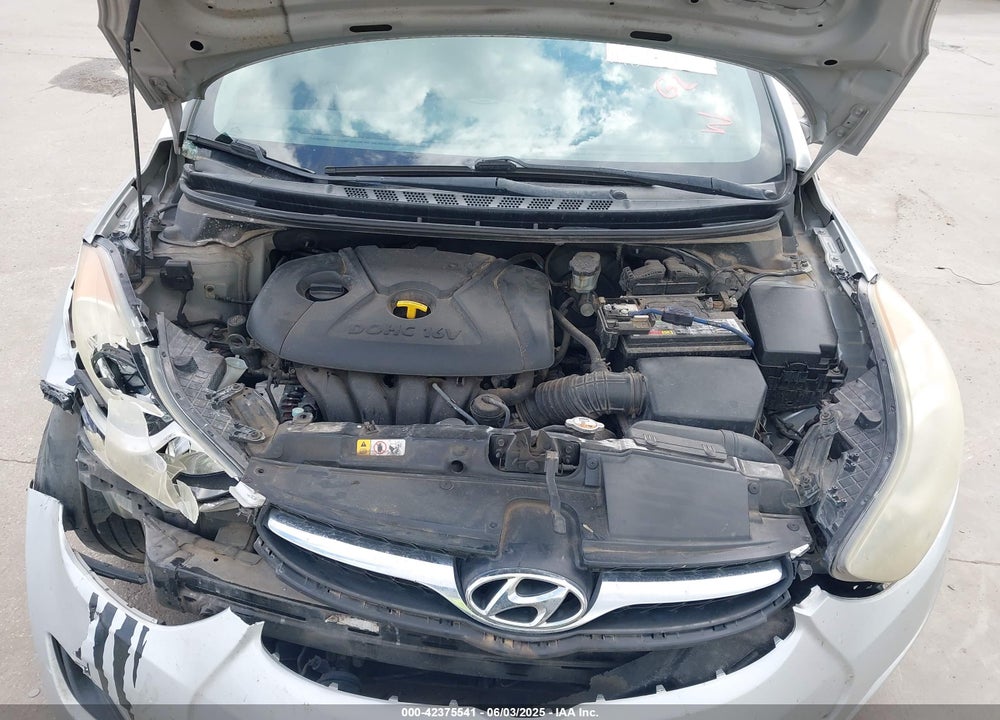 2013 HYUNDAI ELANTRA VIN: 5NPDH4AE0DH387413
