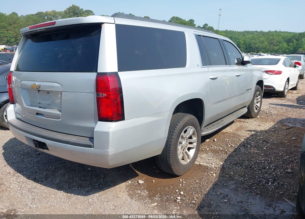 2016 CHEVROLET SUBURBAN LT VIN: 1GNSCHKC8GR138646