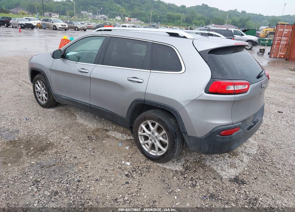 2015 JEEP CHEROKEE VIN: 1C4PJLCB9FW711714