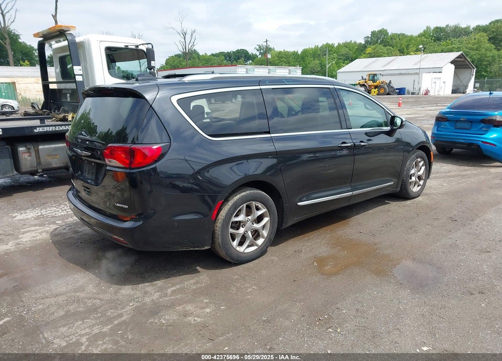 2017 CHRYSLER PACIFICA LIMITED VIN: 2C4RC1GG3HR566162