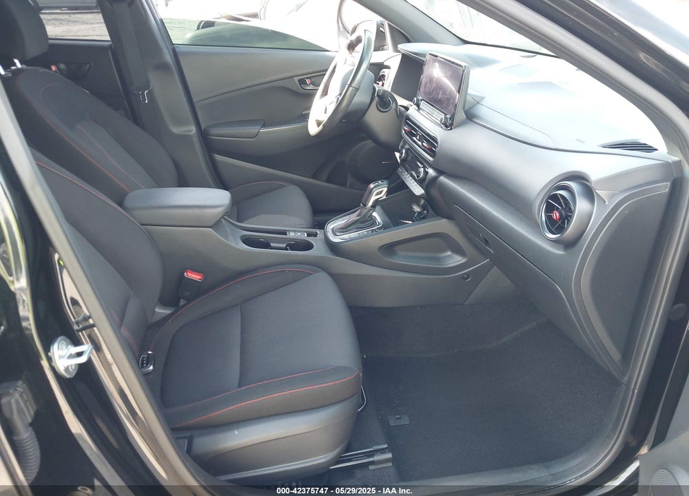 2022 HYUNDAI KONA VIN: KM8K33A37NU868499