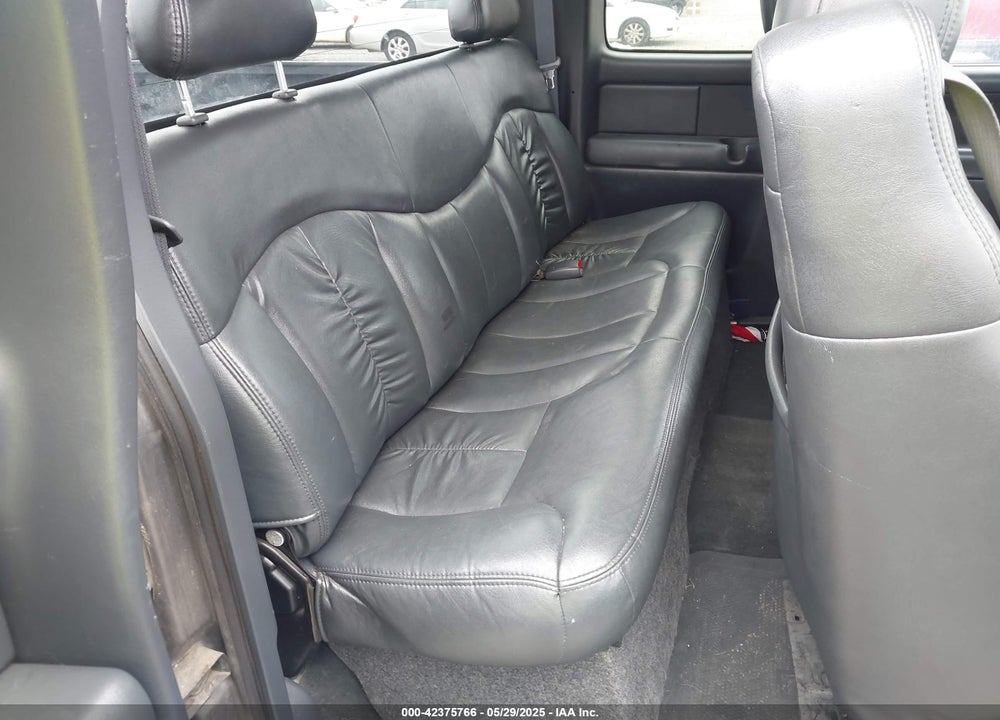 1999 CHEVROLET SILVERADO 1500 LT VIN: 2GCEC19T1X1230774