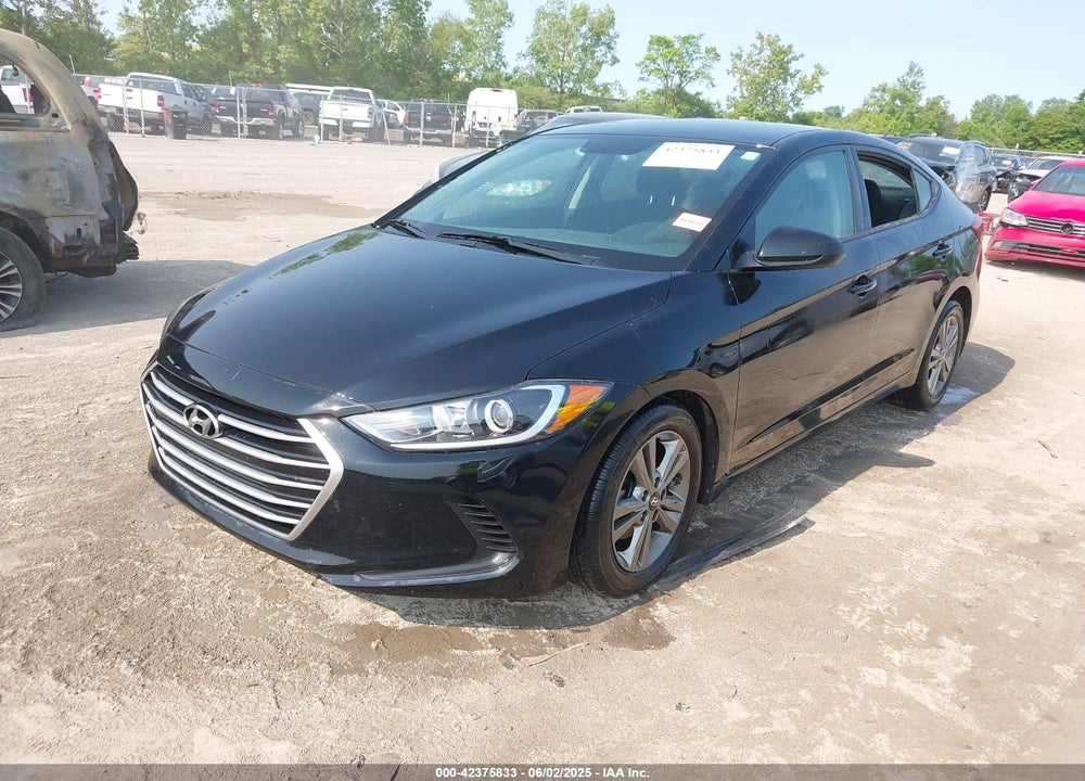 2018 HYUNDAI ELANTRA VIN: 5NPD84LF6JH401655