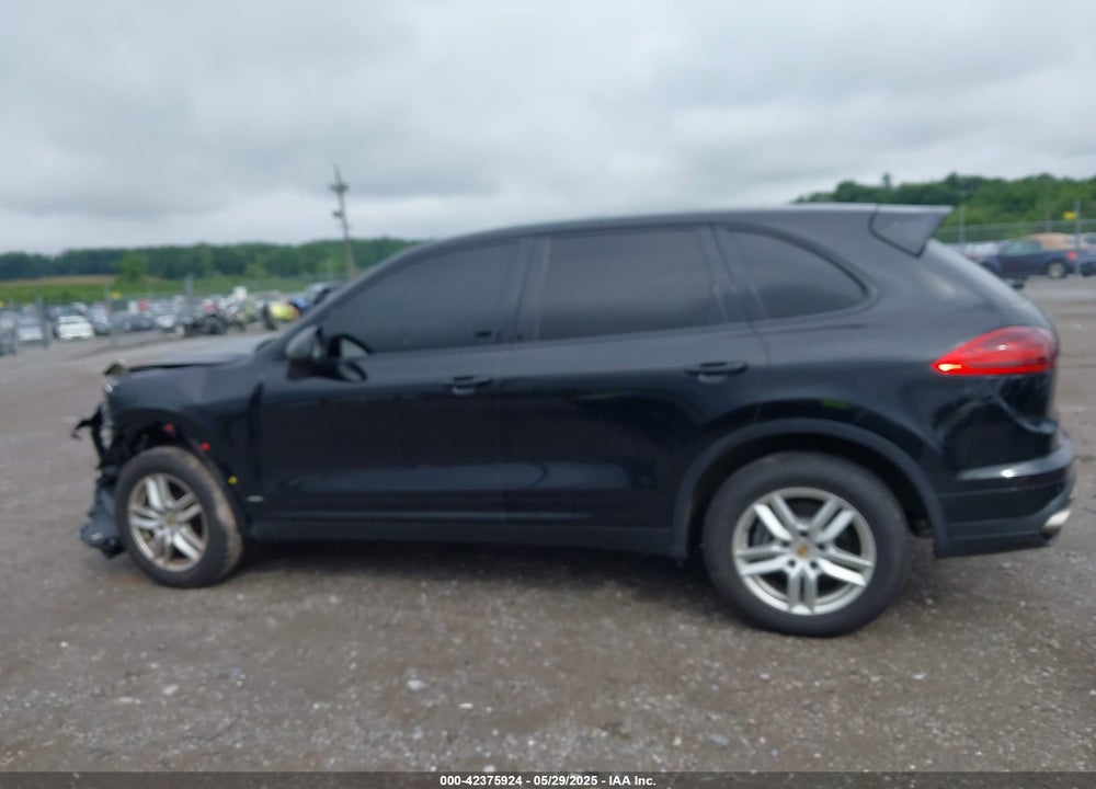 2016 PORSCHE CAYENNE VIN: WP1AA2A28GLA10621