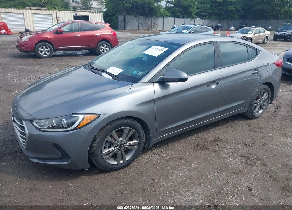 2018 HYUNDAI ELANTRA SEL VIN: 5NPD84LF3JH279837