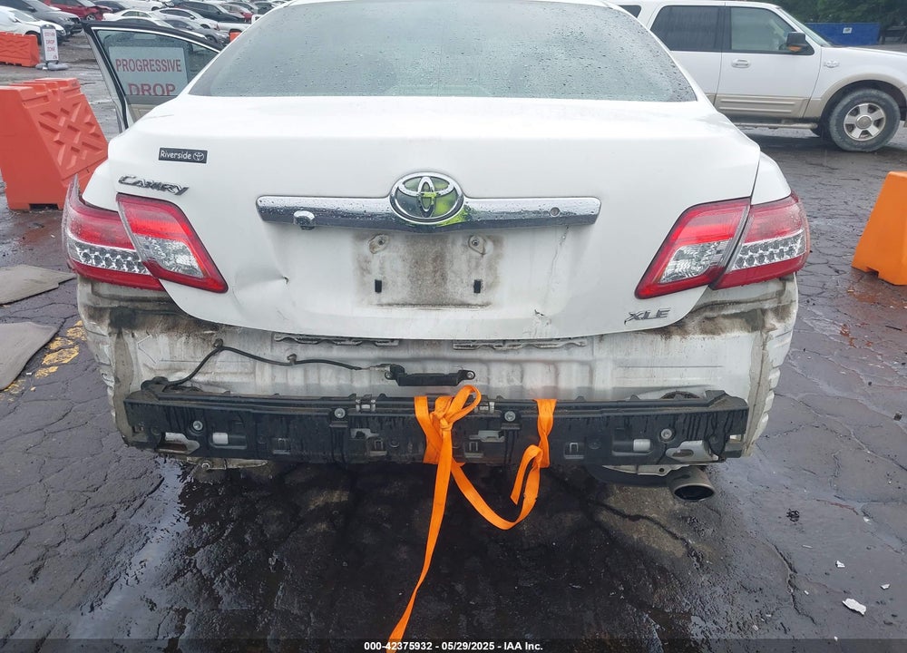 2011 TOYOTA CAMRY VIN: 4T1BF3EK1BU739288