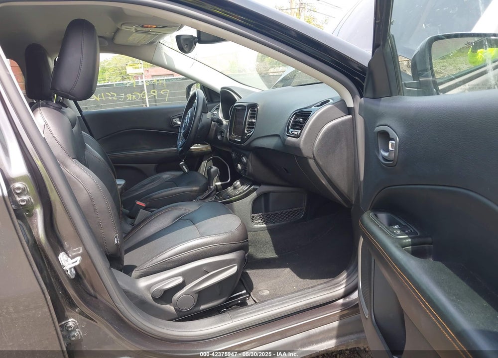 2018 JEEP COMPASS VIN: 3C4NJDCB4JT284146
