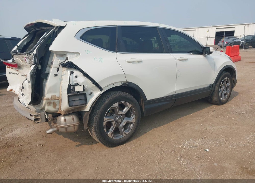 2018 HONDA CR-V VIN: 2HKRW2H81JH616208