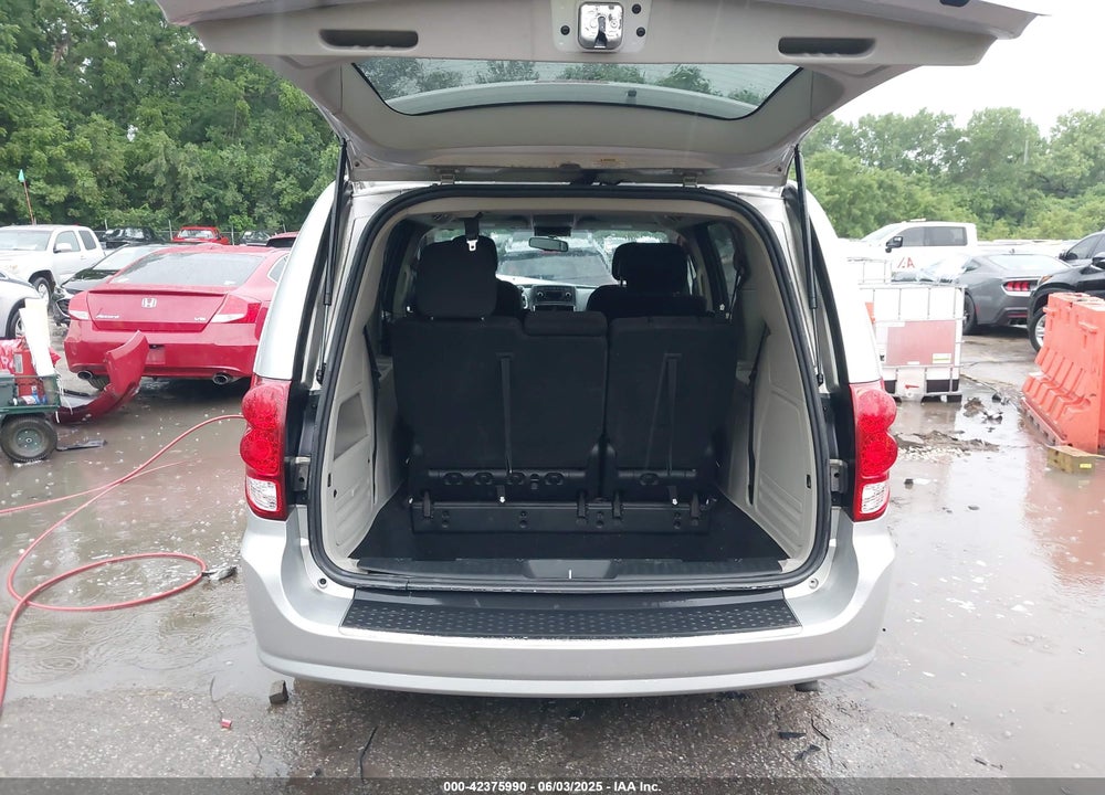 2011 DODGE GRAND CARAVAN MAINSTREET VIN: 2D4RN3DG6BR643854