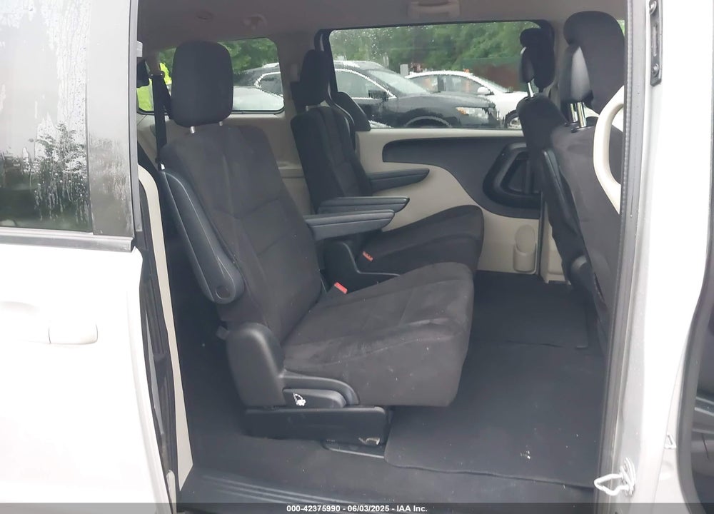 2011 DODGE GRAND CARAVAN MAINSTREET VIN: 2D4RN3DG6BR643854