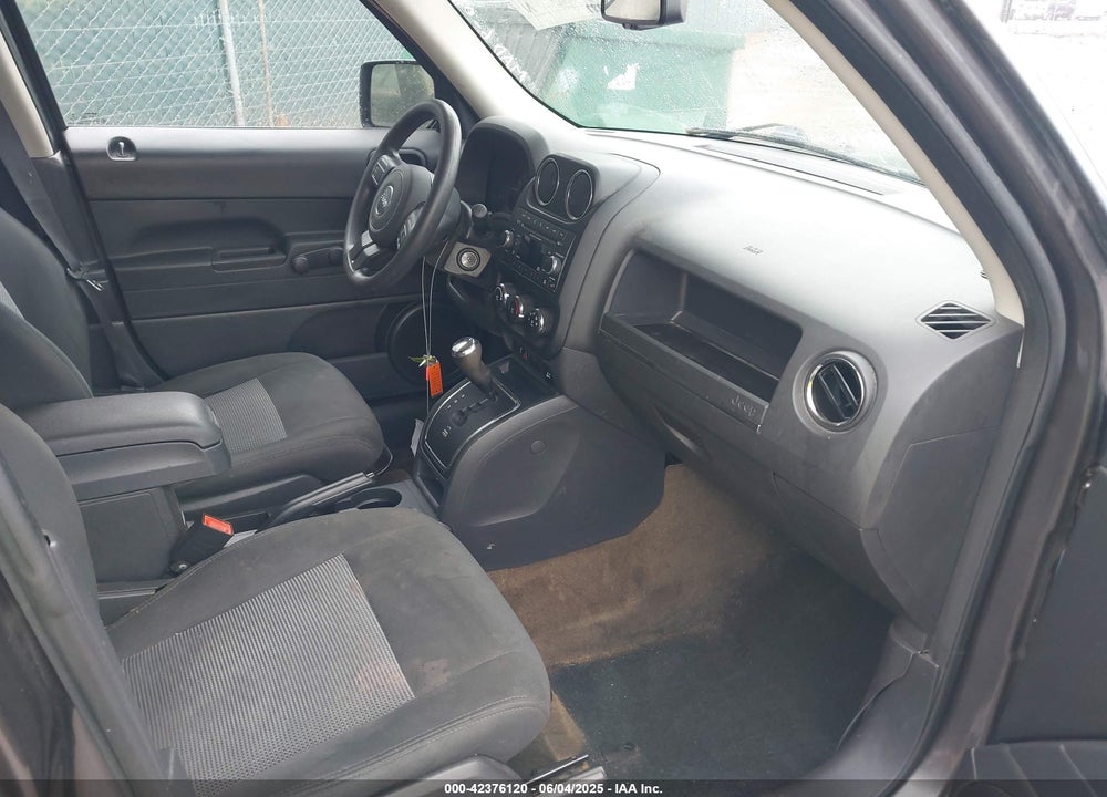 2016 JEEP PATRIOT SPORT VIN: 1C4NJPBA9GD760349