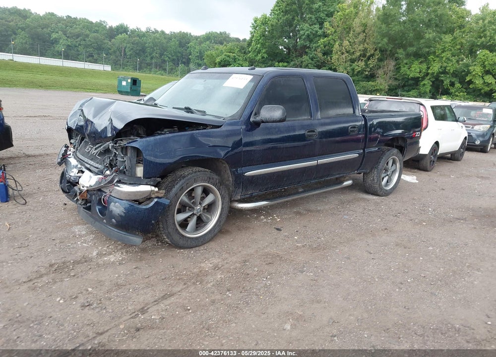 2005 GMC SIERRA 1500 SLT VIN: 2GTEK13T951298250